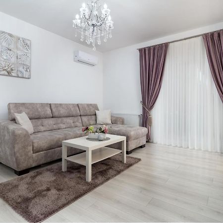 Premier Apartment Luceafarul Oradea Exterior foto