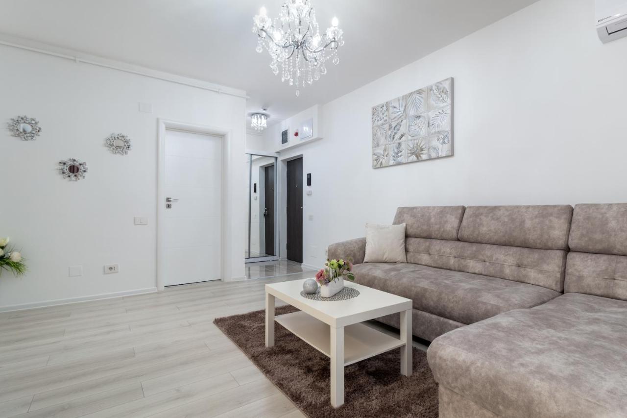 Premier Apartment Luceafarul Oradea Exterior foto