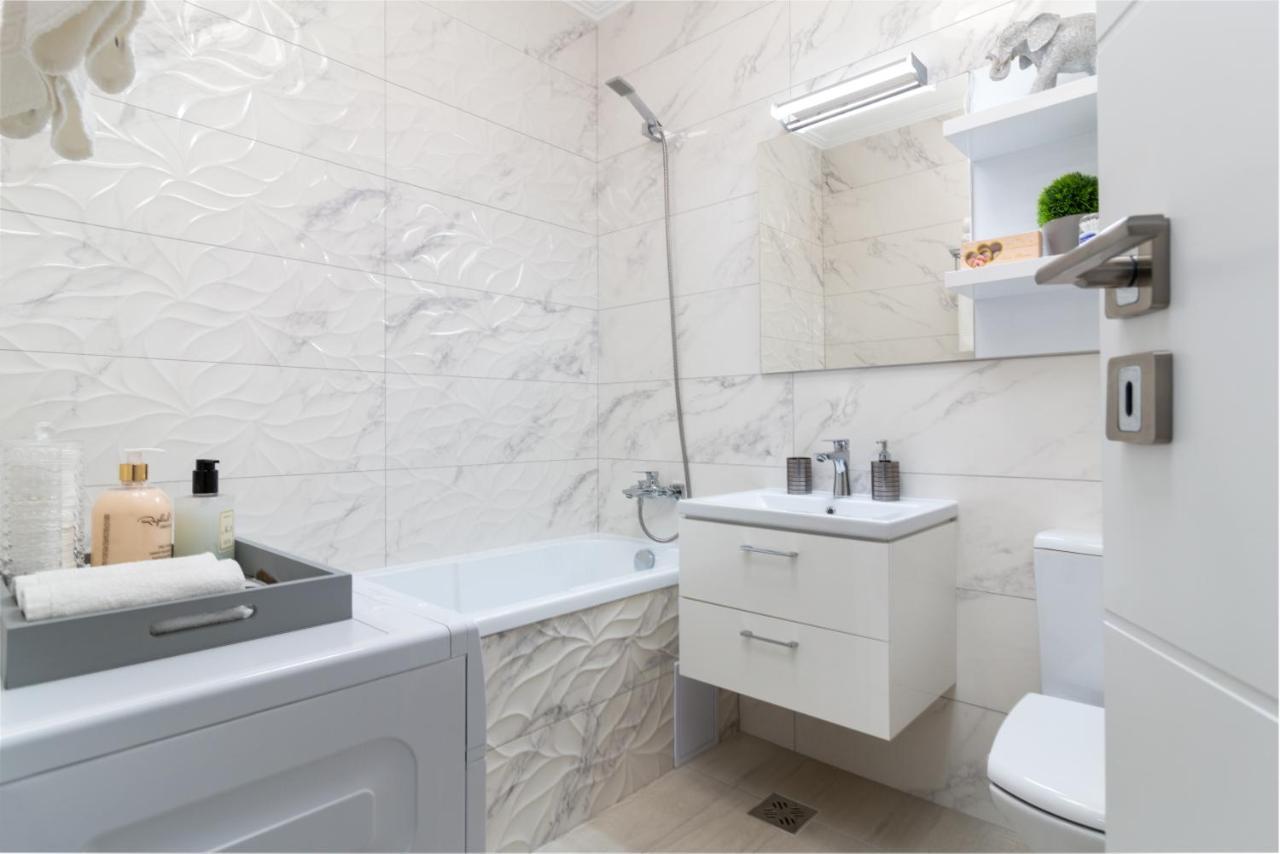 Premier Apartment Luceafarul Oradea Exterior foto